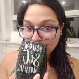 Meet your Posher, Shawna